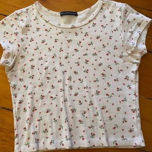 Brandy Melville Short Sleeve Tee